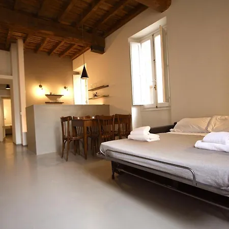 Cartari Holiday House in Campo de Fiori-3